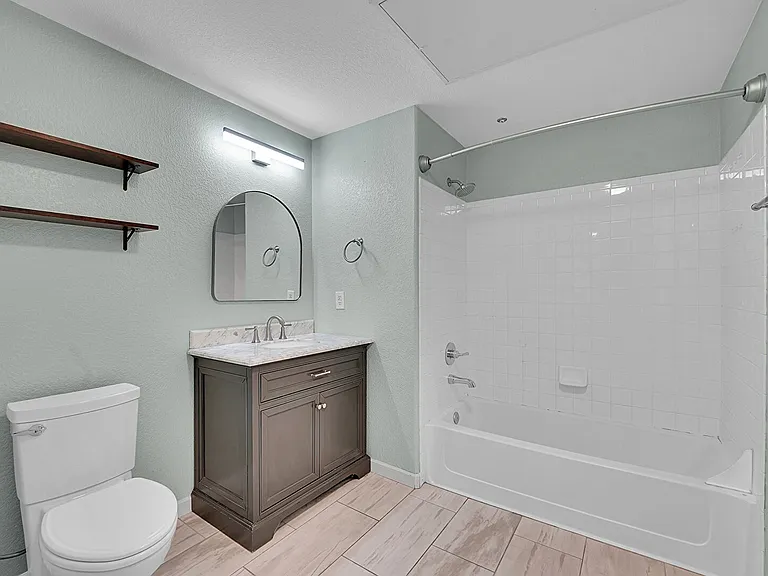 5534 Lewis St #101 — Photo 8