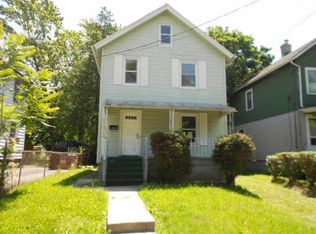 826-28 E 2nd St, Plainfield, NJ 07062