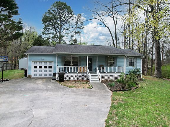 3rd image of 236 Crystal Spring Rd SE
