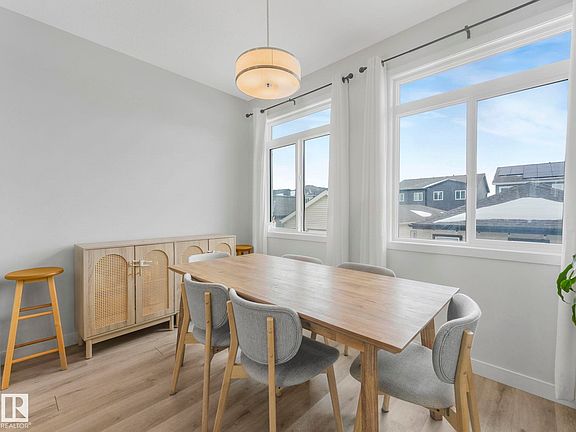 4th image of 1404 Podersky Line SW