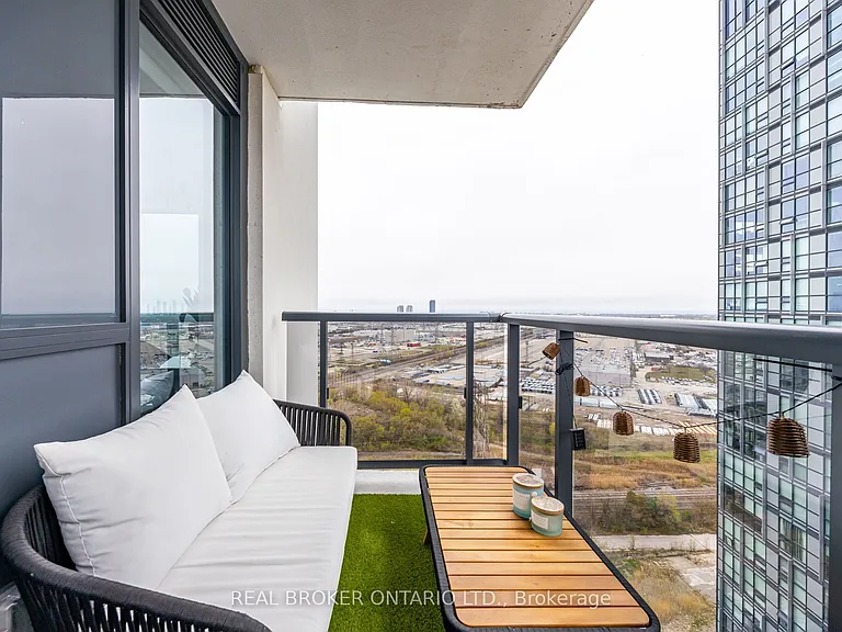 30 Samuel Wood Way #2010 — Photo 14