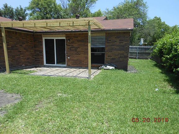 4th image of 9110 Linda Vista Dr