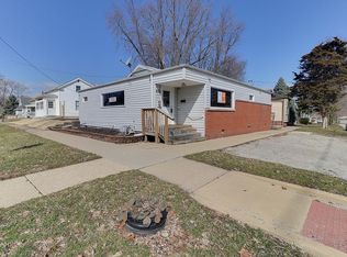 802 N Morris Ave, Bloomington, IL