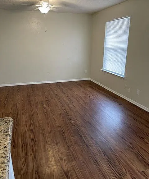 3218 Matthews Dr — Photo 4