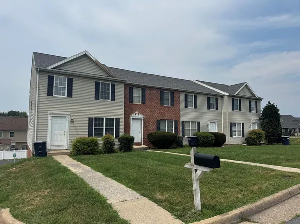 1058 Oriole Ln, Harrisonburg, VA 22802