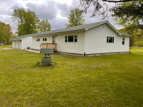 5260 Townhall Rd, Beaverton, MI 48612