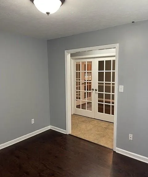 1365 Walton Loop — Photo 21