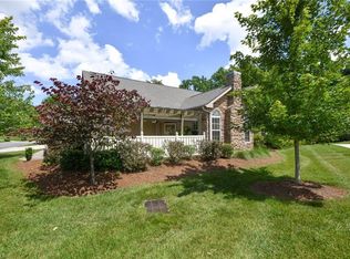 4294 Plantation Ridge Ln, Greensboro, NC 27409