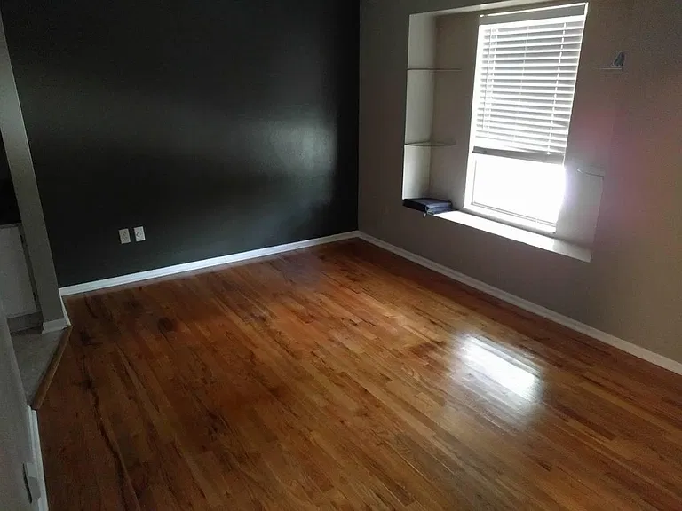 506 Green Spring Cir — Photo 10