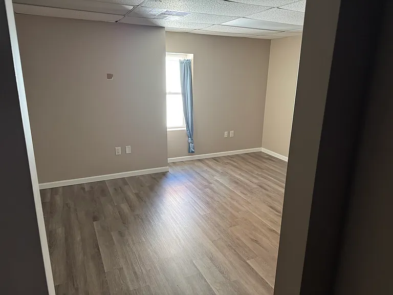 0 Desmond St #B — Photo 2