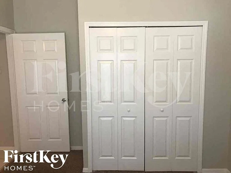 7424 Little Pond Ct — Photo 11