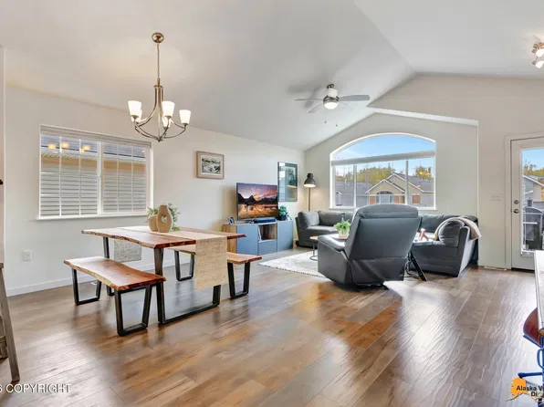 8974 Dry Creek Loop #9, Anchorage, AK 99502