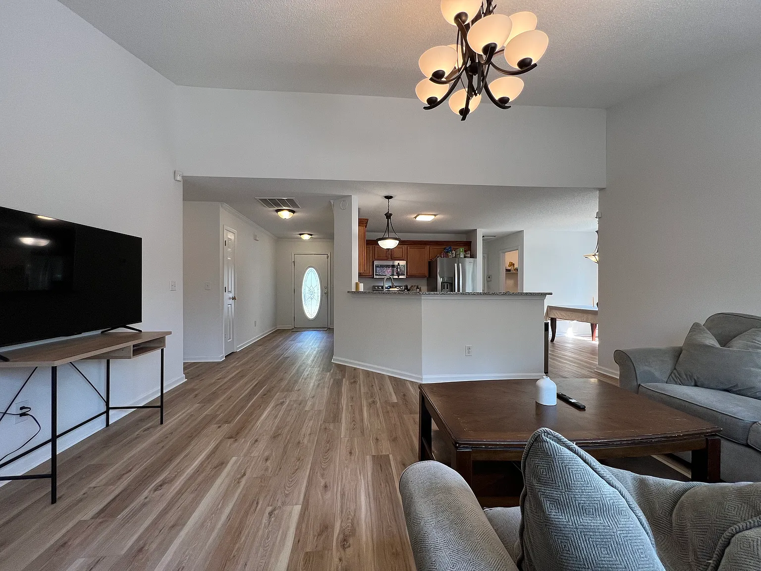 4 bed, 1628 sqft, $900 — Photo 4