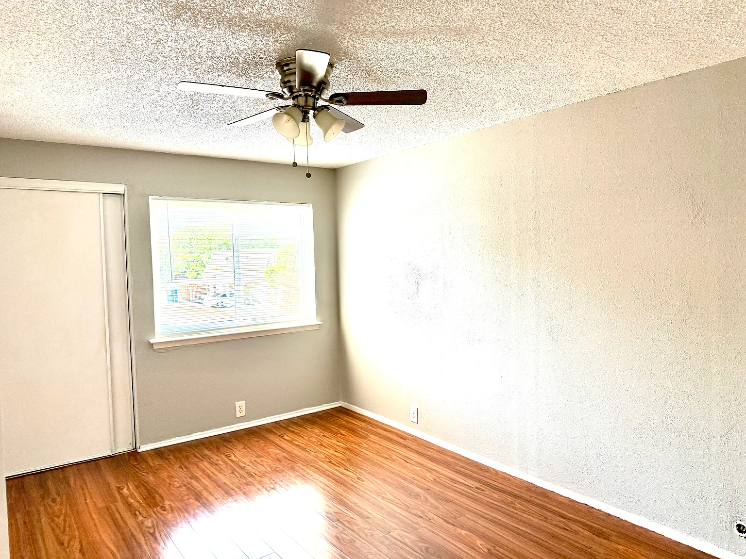 4408 Westminster Dr — Photo 3