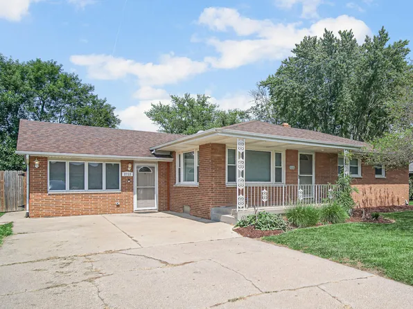 2712 E Cleveland Ave, Hobart, IN 46342