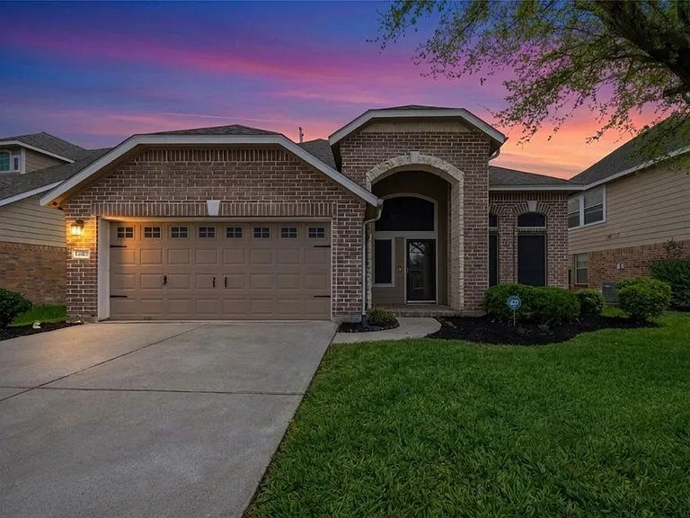 15807 Sonoma Park Dr — Photo 48