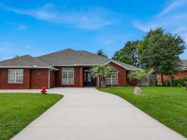 1398 Thurso Rd, Lynn Haven, FL 32444
