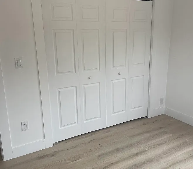 810 44th St #810 — Photo 12
