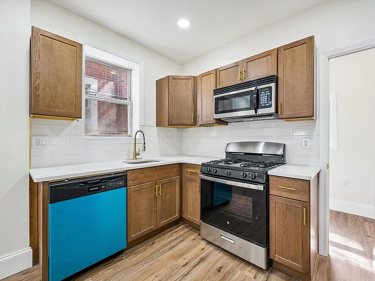 5618 Malcolm St — Photo 21