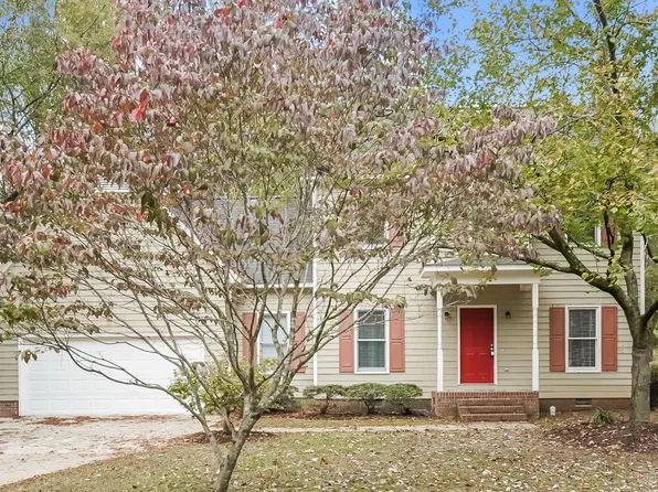 212 Sleepy Creek Dr, Clayton, NC 27520