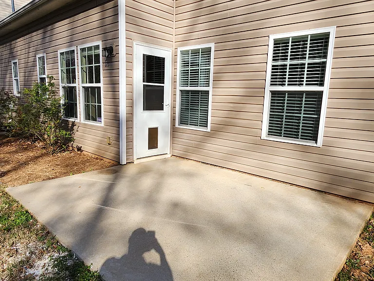 102 Waters Reach Ln — Photo 34