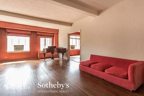 Sold by Terrace Sotheby's International Realty | media 31