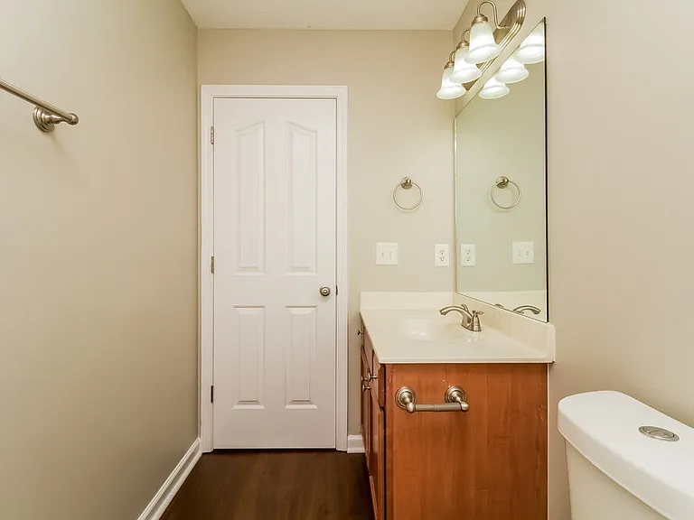 1404 Priestshore Bay — Photo 12