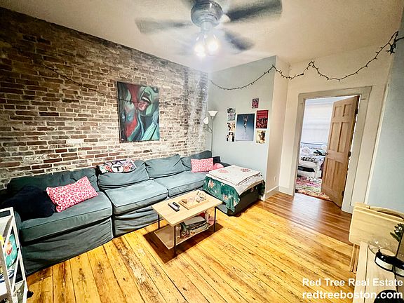 2nd image of 750 Huntington Ave #2