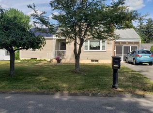 273 Old Farm Rd, Springfield, MA 01119