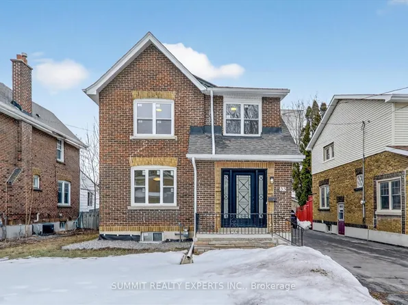 35 Court St N, Milton, ON L9T 2S2