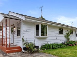 2531 82nd St, Kenosha, WI 53143