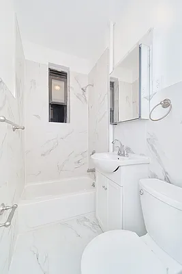 Rented by Living New York | media 13