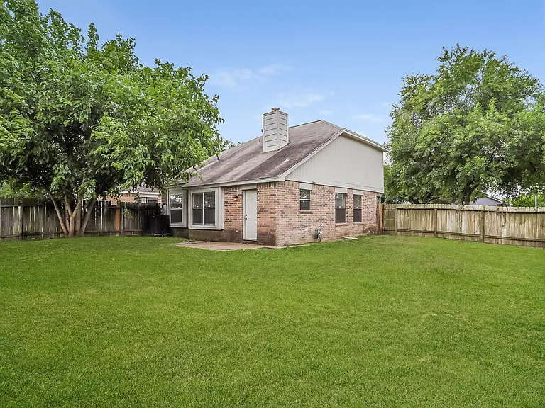 6042 Beaconridge Dr — Photo 17
