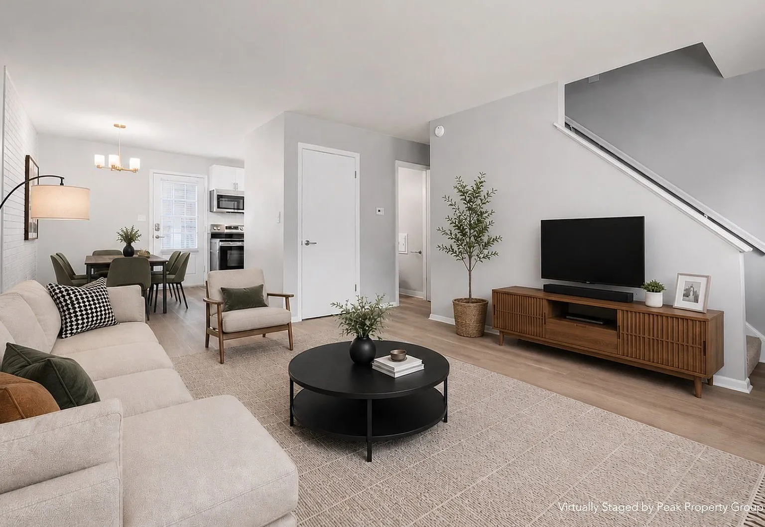2 bed, 1.5 bath, $1,499 — Photo 2