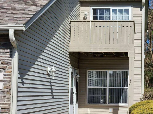 483 Mill Ridge Dr, Byron, IL 61010