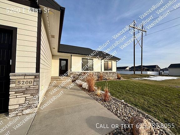 3rd image of 5200 E 61st St
