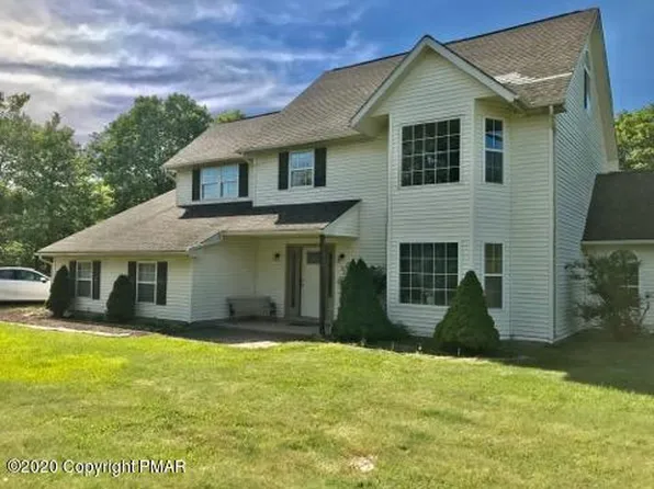 2108 Estates Dr, Blakeslee, PA 18610