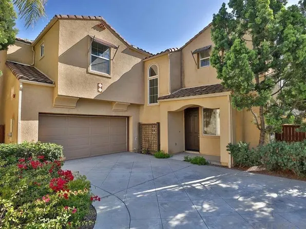 901 Mira Lago Way, San Marcos, CA 92078