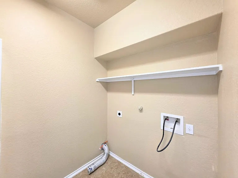 12151 Sugarberry Way — Photo 5