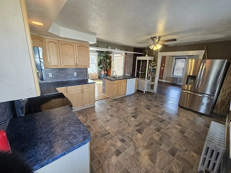 14 Chestnut Ave #2 — Photo 18
