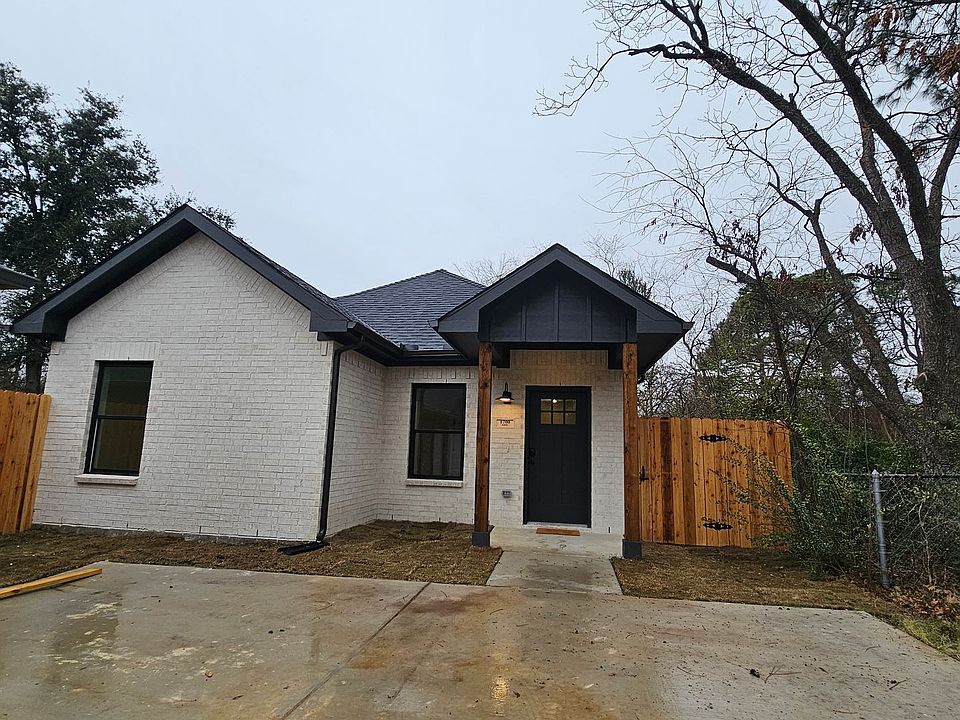 1st image of 1700 Kendolph Dr #1700