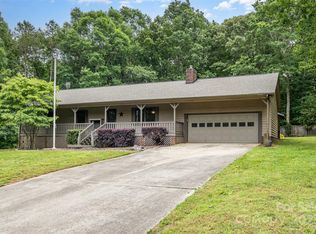 1142 Foxberry Rd, Lincolnton, NC 28092