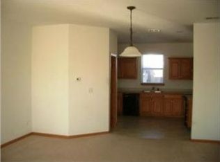 12338 S Tallgrass Dr, Olathe, KS 66061