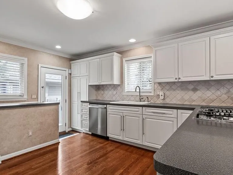 290 Winry Dr — Photo 12