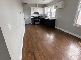 649 Grove St #3L, Irvington, NJ 07111
