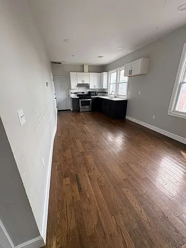 649 Grove St #3L Photo 1