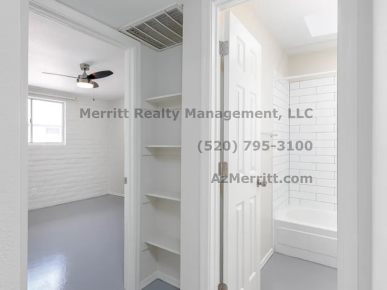 50 W King Rd #15 — Photo 9