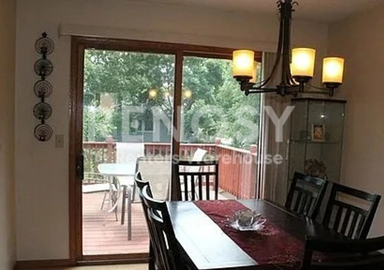 Available Now 4 Bedroom 2 Bath Single Family Home in Maple Grove — Photo 3