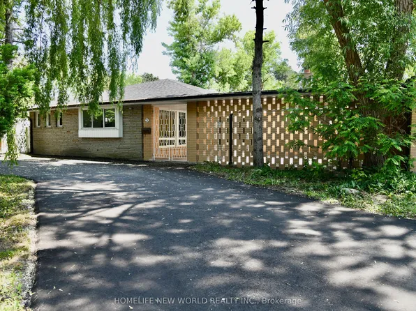 3 Elm Ridge Acres Rd S, Markham, ON L3T 1W2