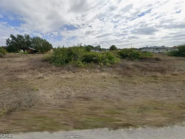 737 Knox Ave S, Lehigh Acres, FL 33974